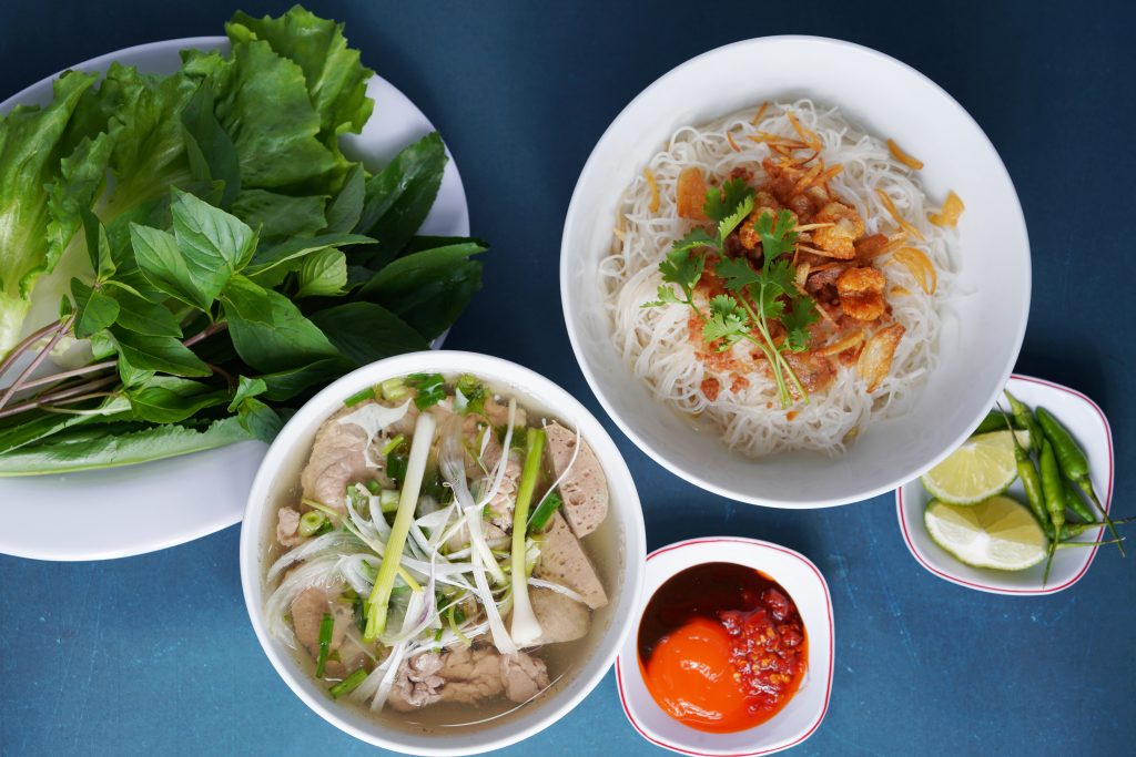 phở khô hưng huỳnh